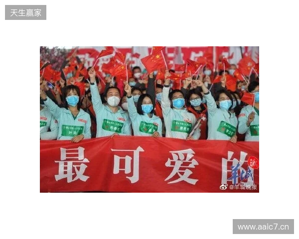 游子归乡，明天视频拜年：很高兴回到家乡，让我们一起为武汉而战