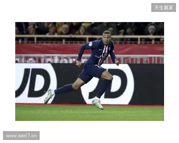 跟队:姆巴佩继续进行单独有球训练,希望能随队前往曼城 跟队:姆巴佩继续进行单独有球训练,希望能随队前往曼城